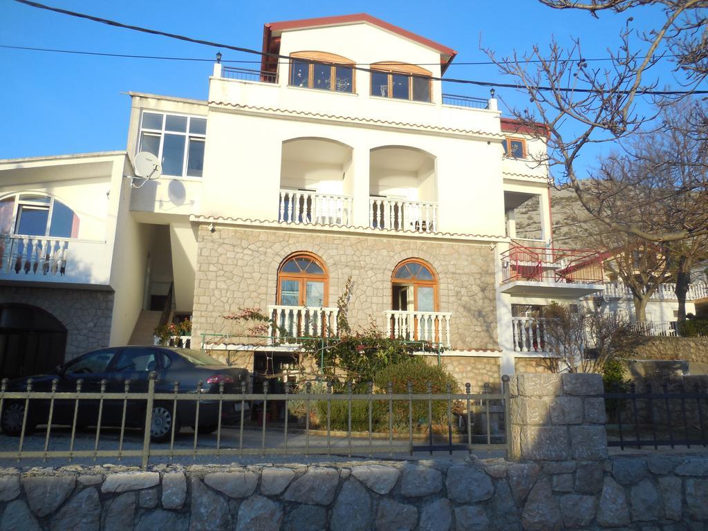 Apartments Veni Up Starigrad Paklenica Exterior photo