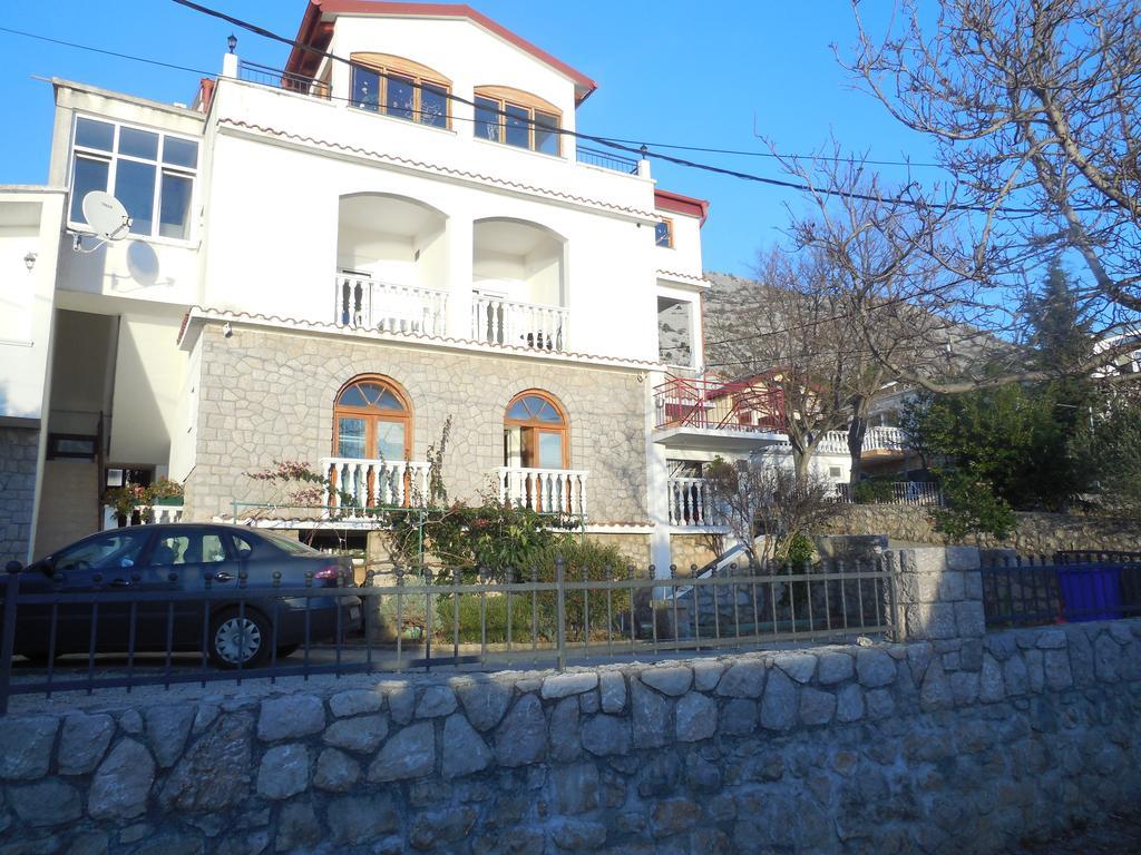 Apartments Veni Up Starigrad Paklenica Exterior photo